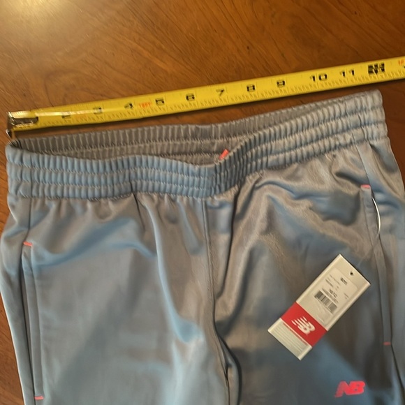 🌸NWT NEW BALANCE Youth Joggers - size 10/12 - Picture 12 of 15